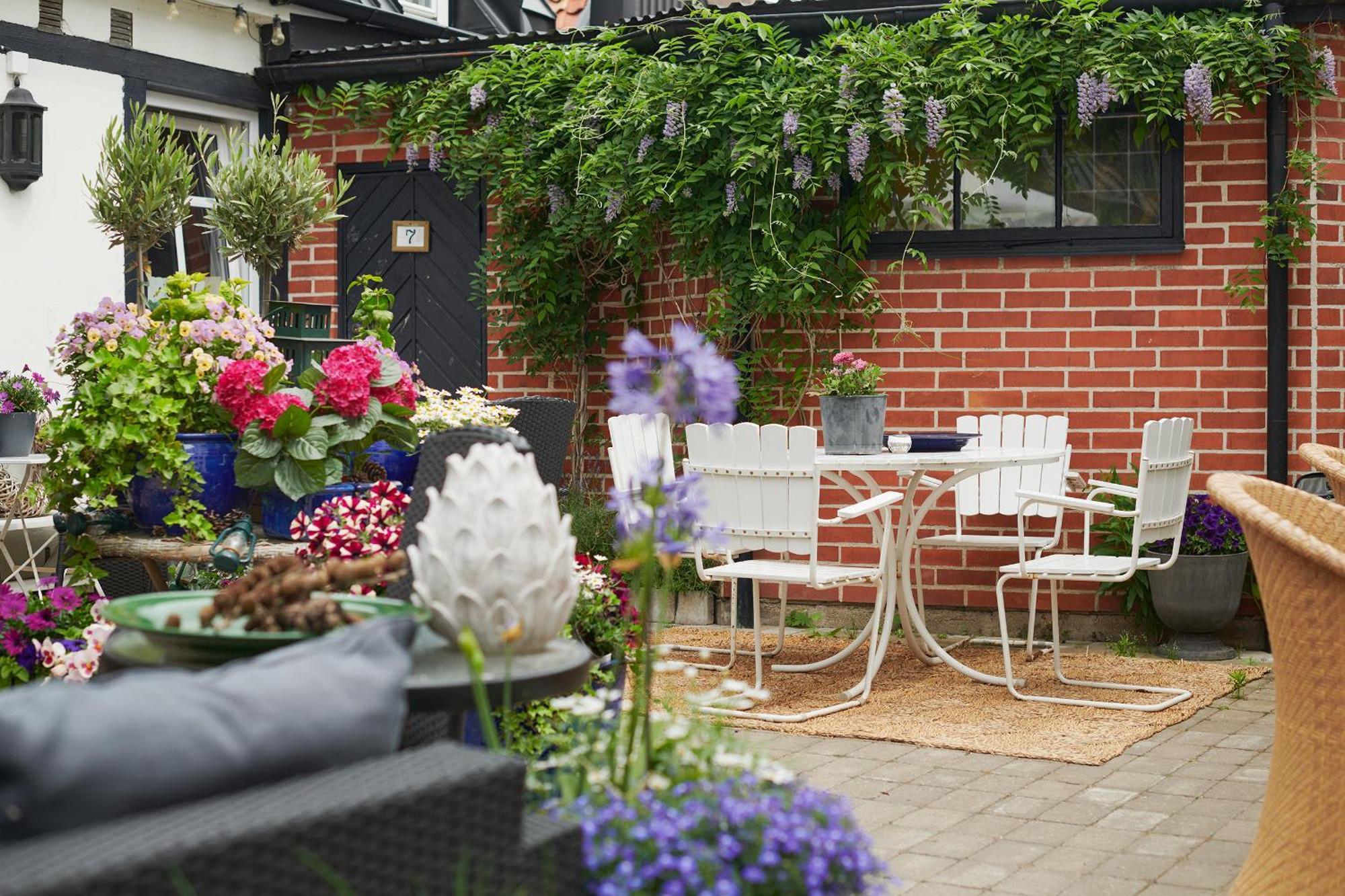 Hotell Baeckagarden Истад Экстерьер фото